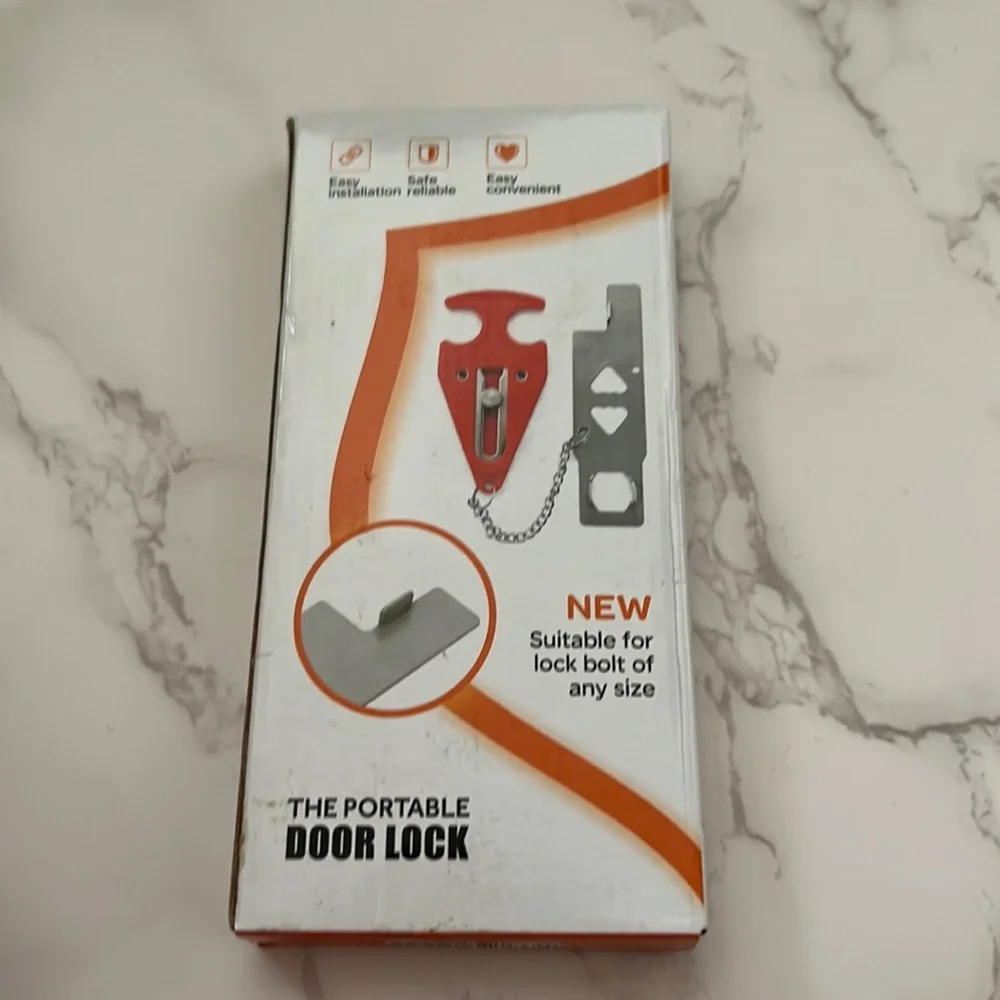 NIB Portable Door Lock safe & reliable